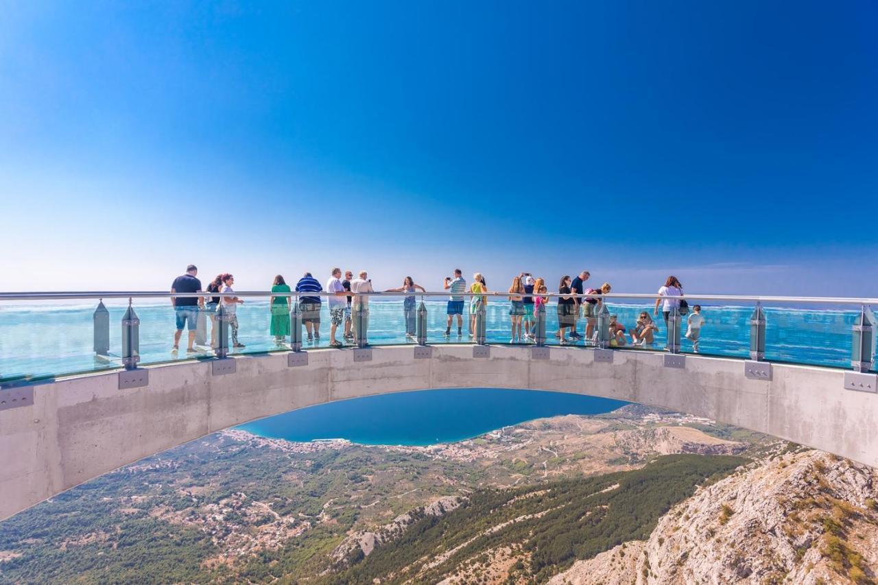 Villa Dream With Private Pool, 2 Bedrooms With En-Suite Bathrooms, Sea View Omis Exterior photo
