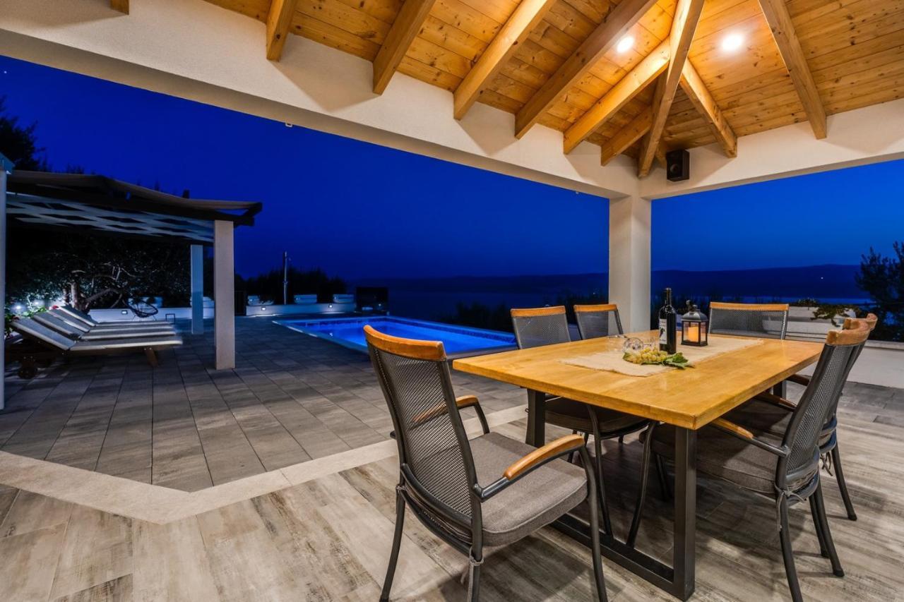 Villa Dream With Private Pool, 2 Bedrooms With En-Suite Bathrooms, Sea View Omis Exterior photo
