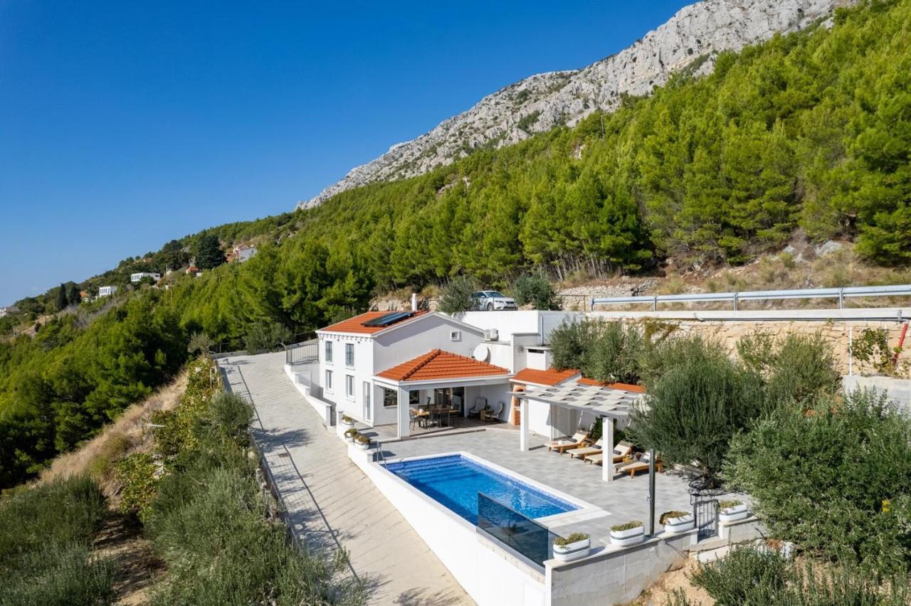 Villa Dream With Private Pool, 2 Bedrooms With En-Suite Bathrooms, Sea View Omis Exterior photo