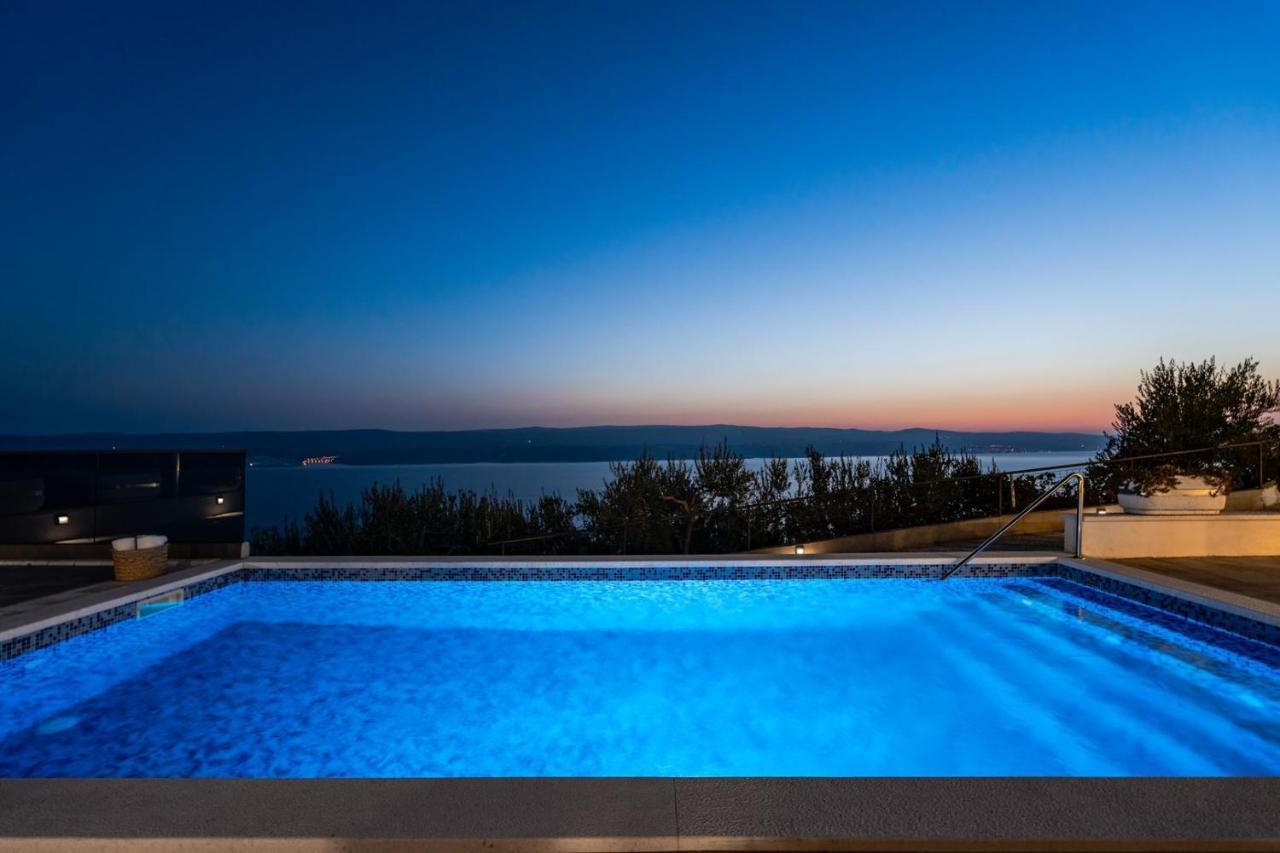 Villa Dream With Private Pool, 2 Bedrooms With En-Suite Bathrooms, Sea View Omis Exterior photo