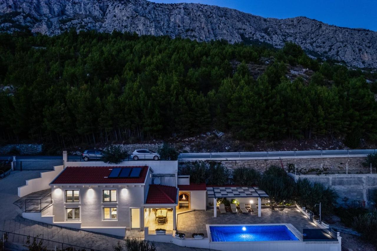 Villa Dream With Private Pool, 2 Bedrooms With En-Suite Bathrooms, Sea View Omis Exterior photo